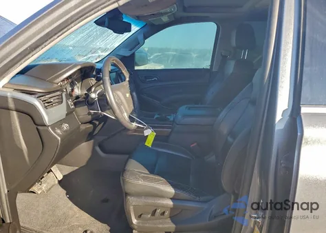 2020 Chevrolet Tahoe C1500 Lt z USA, uszkodzony, nr VIN 1GNSCBKC5LR111024